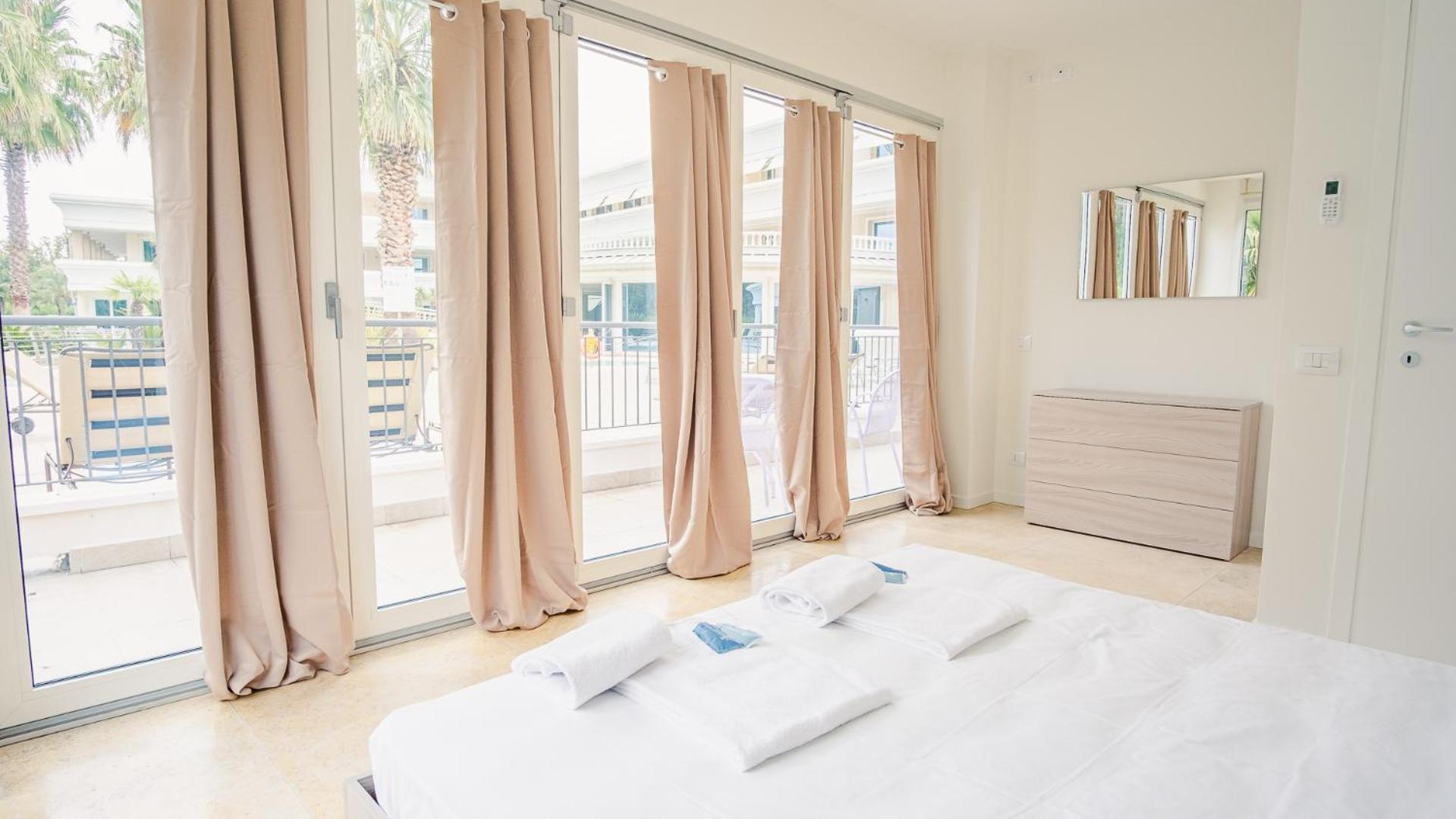 דסנזאנו דל גארדה Relais Du Lac Village - Italian Homing מראה חיצוני תמונה