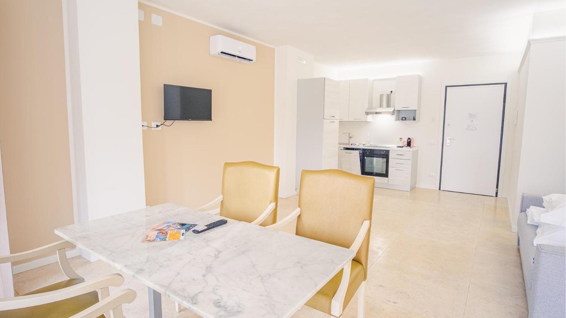 דסנזאנו דל גארדה Relais Du Lac Village - Italian Homing מראה חיצוני תמונה