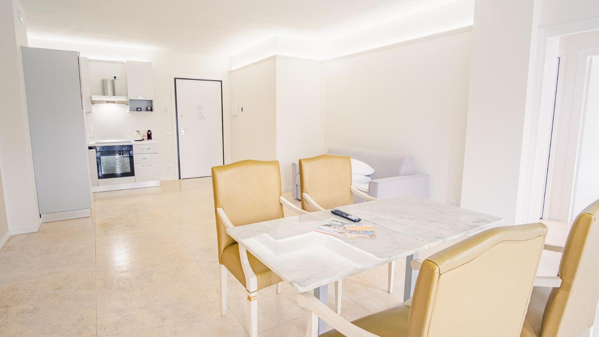 דסנזאנו דל גארדה Relais Du Lac Village - Italian Homing מראה חיצוני תמונה