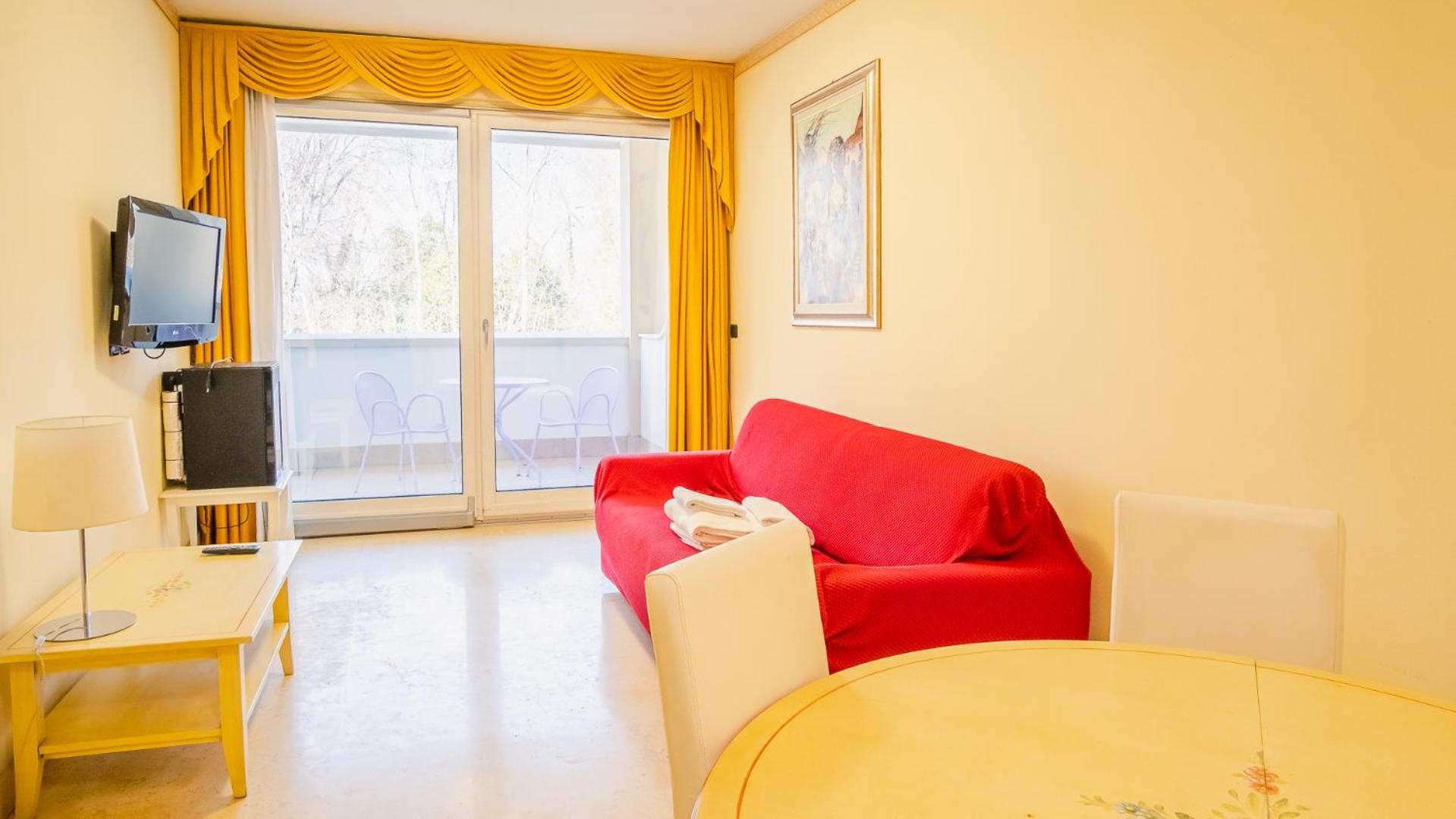 דסנזאנו דל גארדה Relais Du Lac Village - Italian Homing מראה חיצוני תמונה