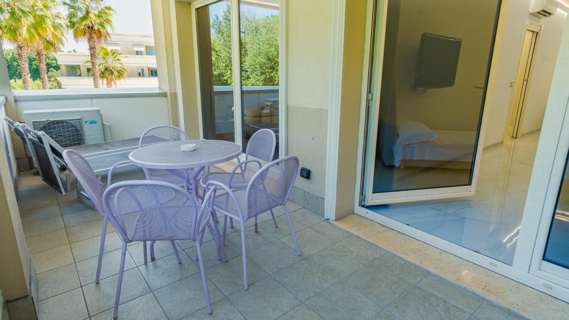 דסנזאנו דל גארדה Relais Du Lac Village - Italian Homing מראה חיצוני תמונה