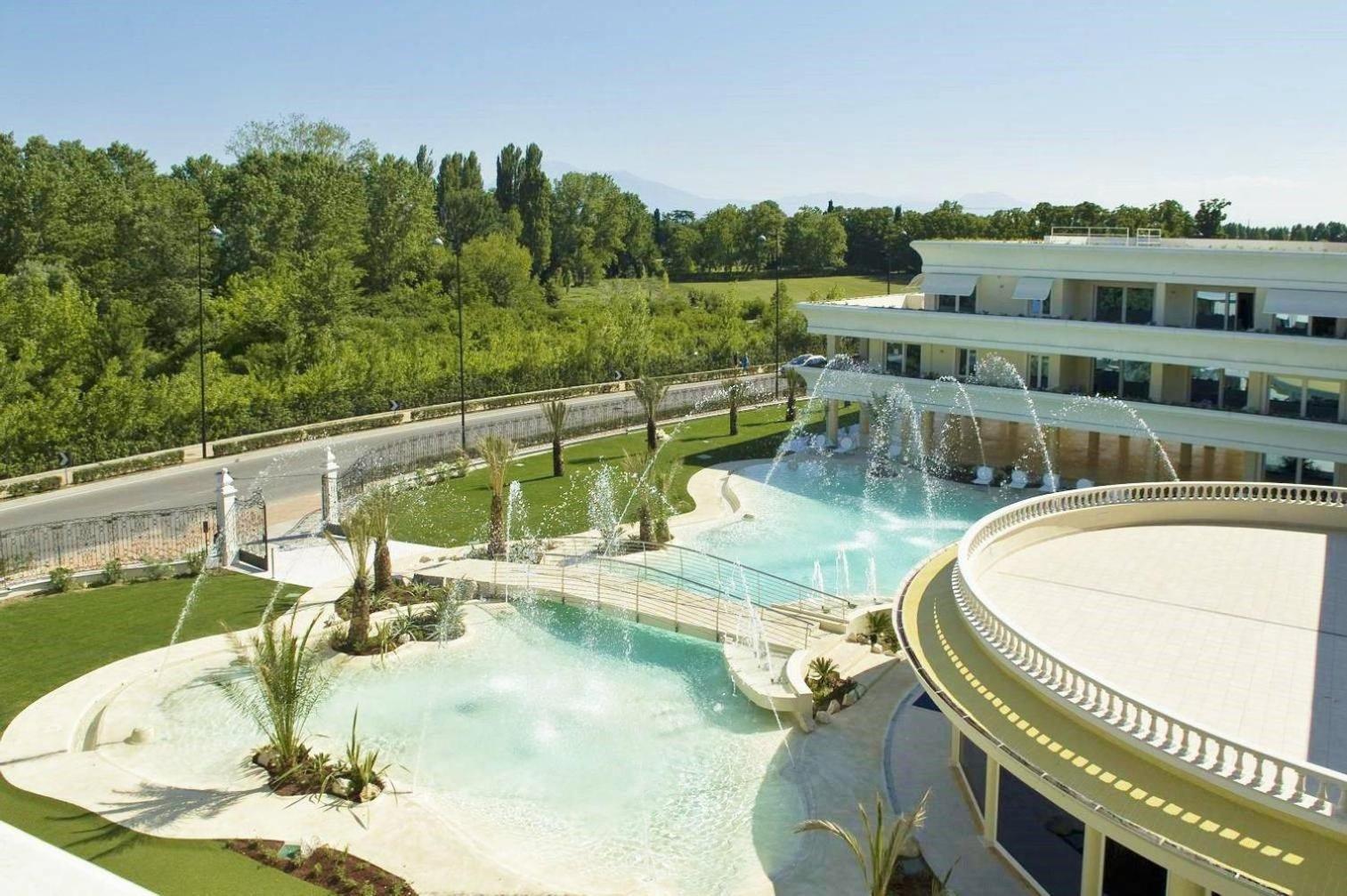דסנזאנו דל גארדה Relais Du Lac Village - Italian Homing מראה חיצוני תמונה